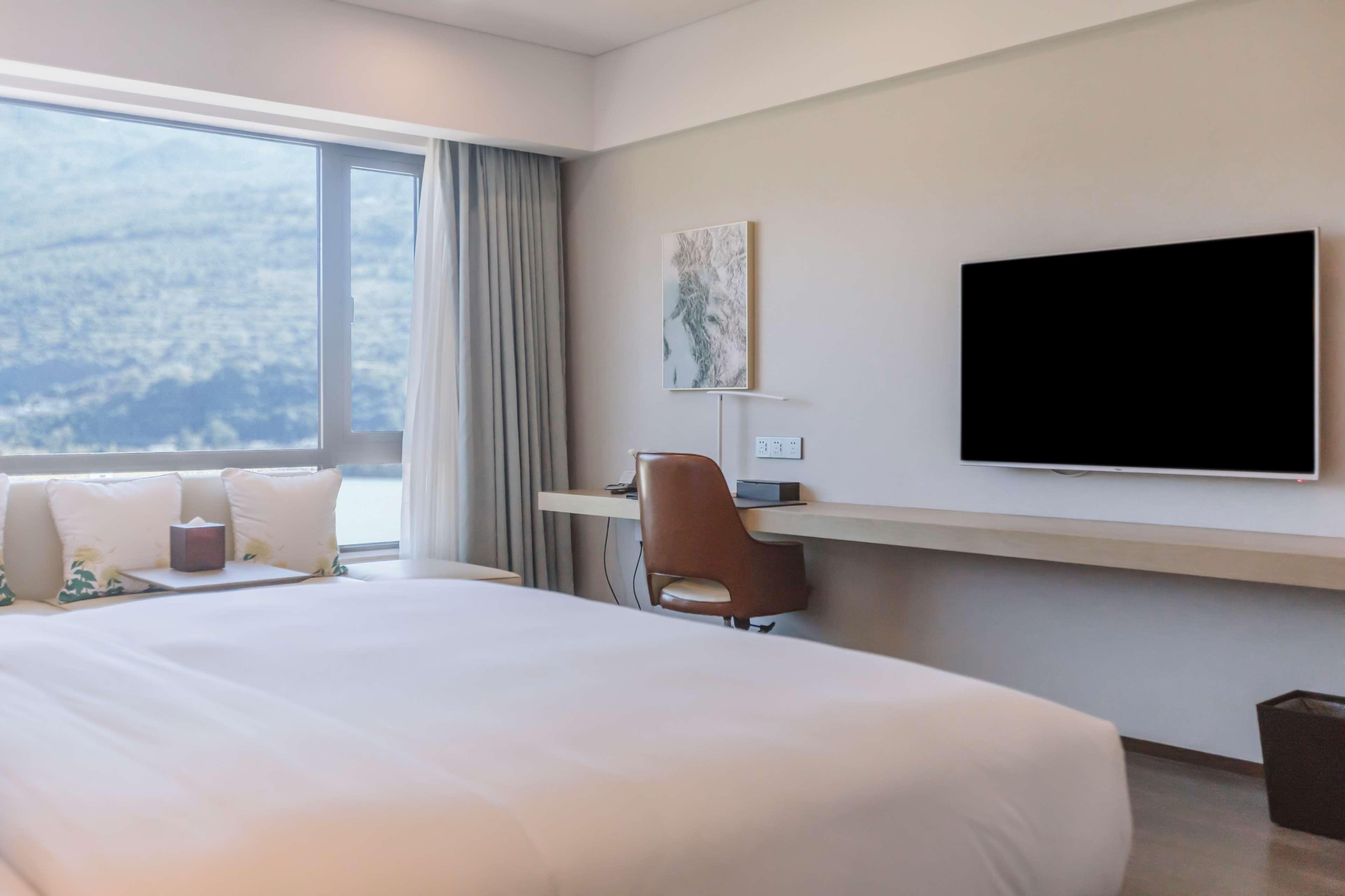 Hilton Lijiang Hotel Lijiang  Bagian luar foto