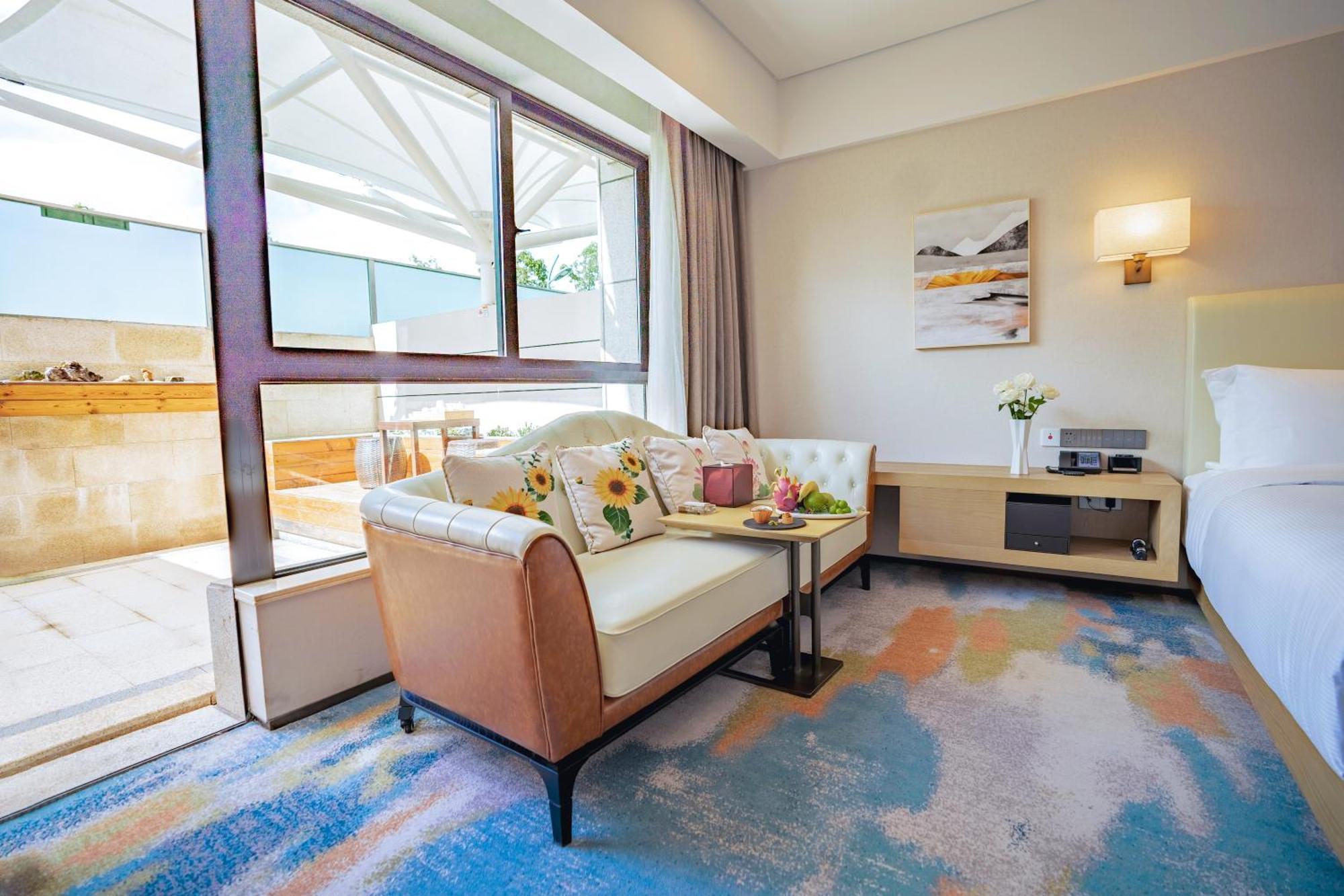 Hilton Lijiang Hotel Lijiang  Bagian luar foto