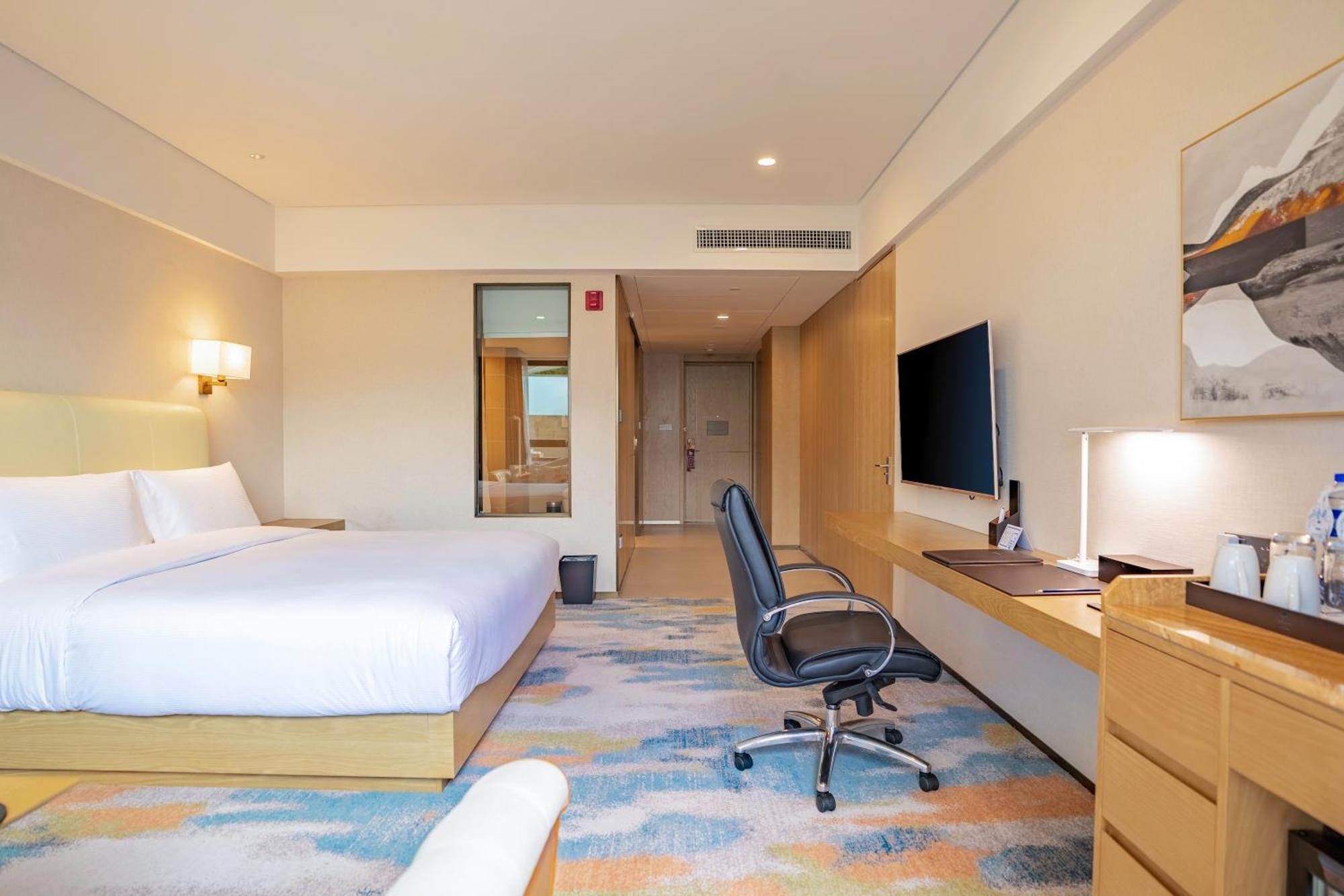 Hilton Lijiang Hotel Lijiang  Bagian luar foto