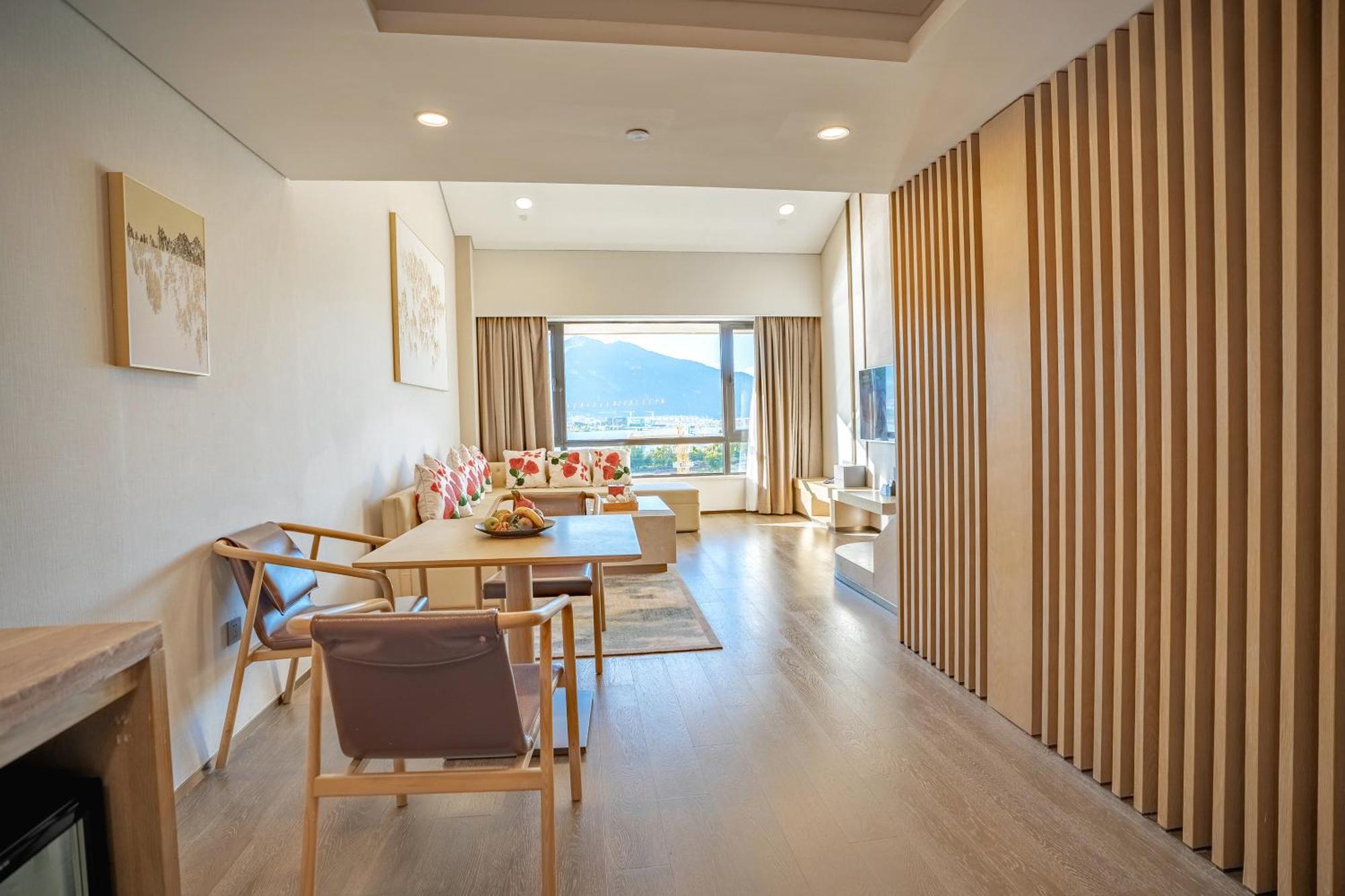 Hilton Lijiang Hotel Lijiang  Bagian luar foto